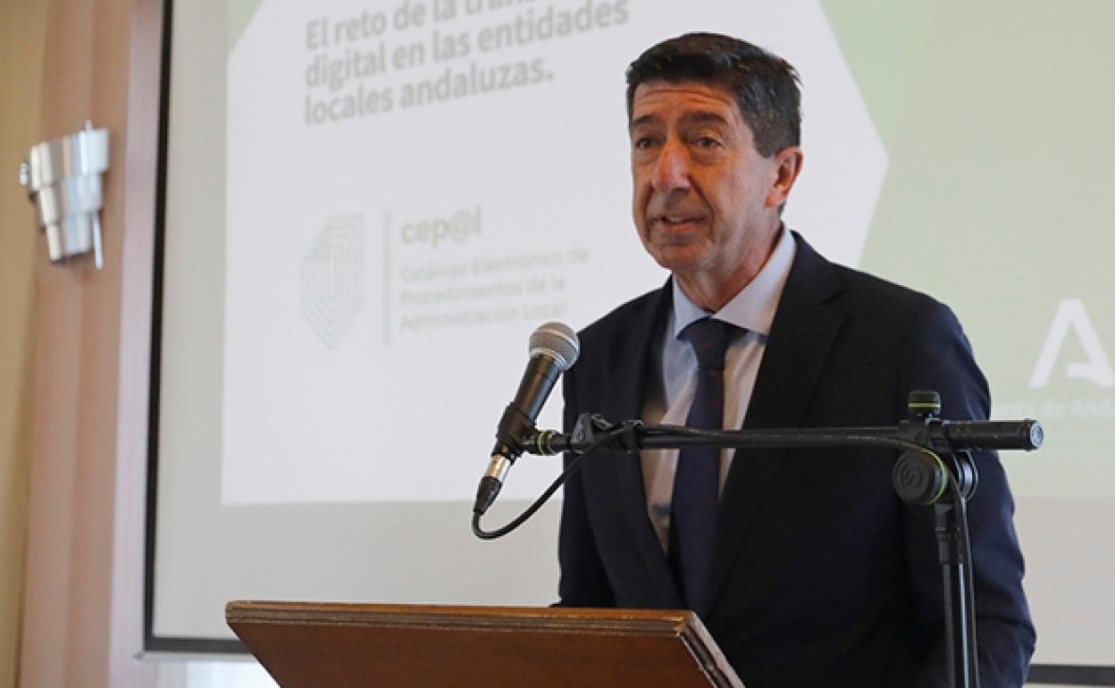 Juan Marín ve con tristeza la división en Ciudadanos y que se esté «más